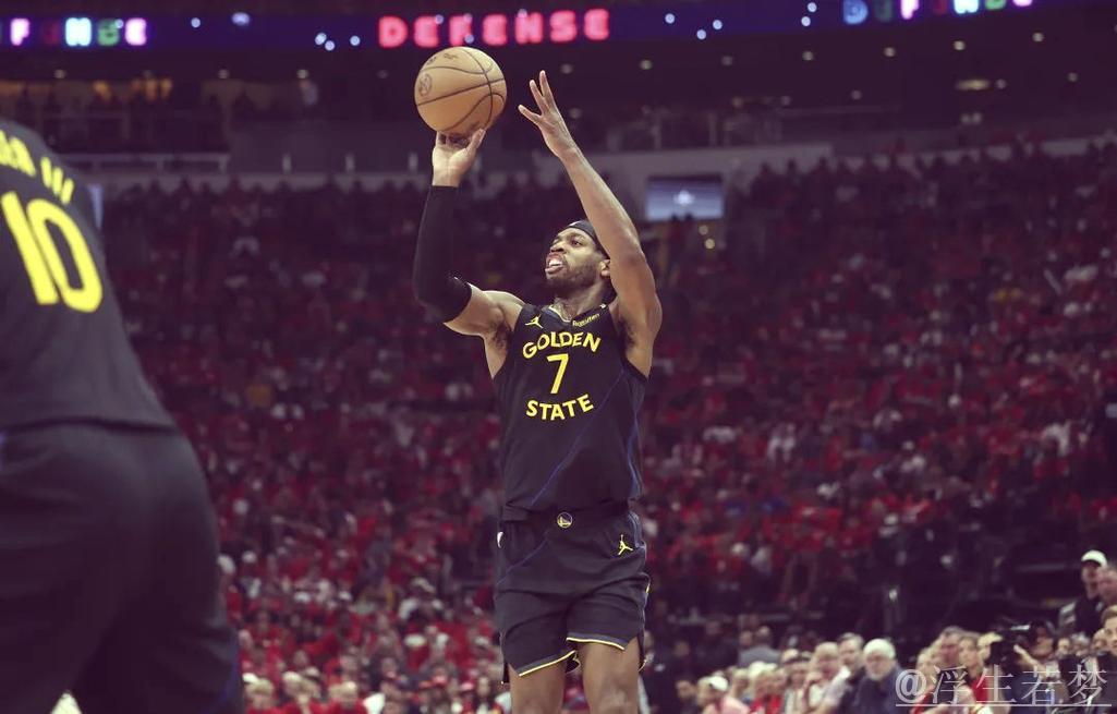 勇士上演黑七奇迹 4-3逆转火箭晋级西部半决赛 勇士上演黑七奇迹 4-3逆转火箭晋级西部半决赛