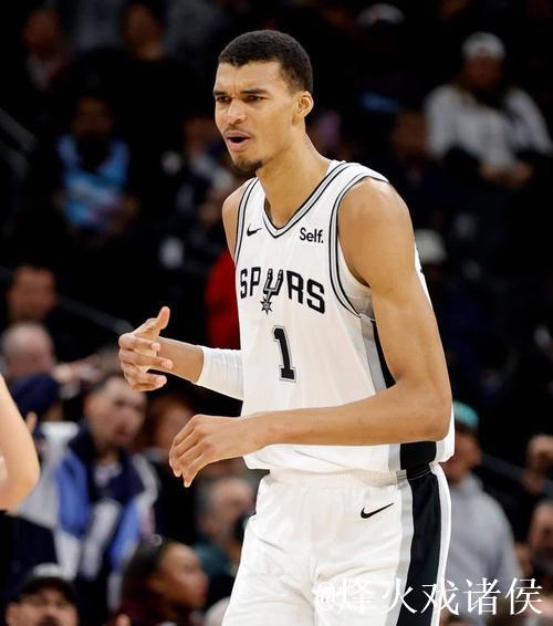 文班亚马21分布朗27分 马刺以100-95力克凯尔特人 文班亚马21分布朗27分 马刺以100-95力克凯尔特人